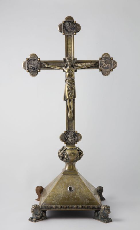 Croix-reliquaire de la Sainte Croix