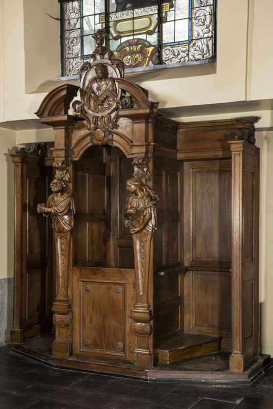 confessionnal / Eglise Saint-Pierre[Uccle]