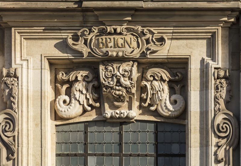 haut-relief / Kerk Sint-Carolus Borromeus[Antwerpen]