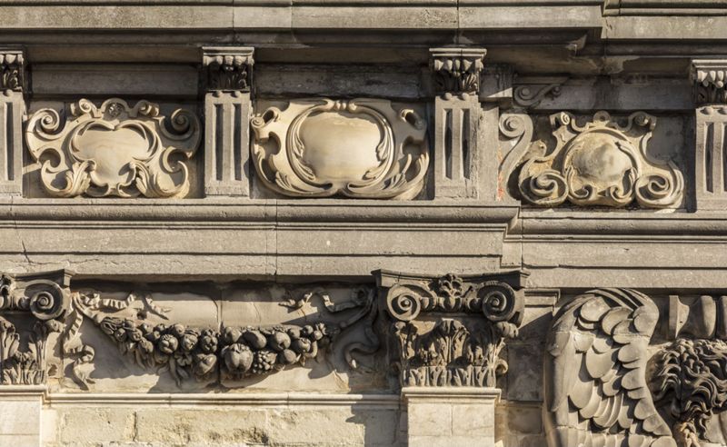 haut-relief / Kerk Sint-Carolus Borromeus[Antwerpen]