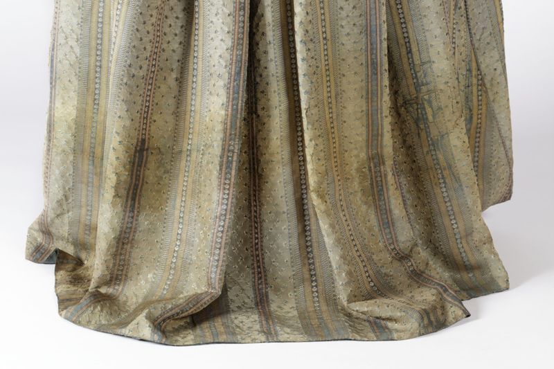 Robe à la française met Watteau-plooien
