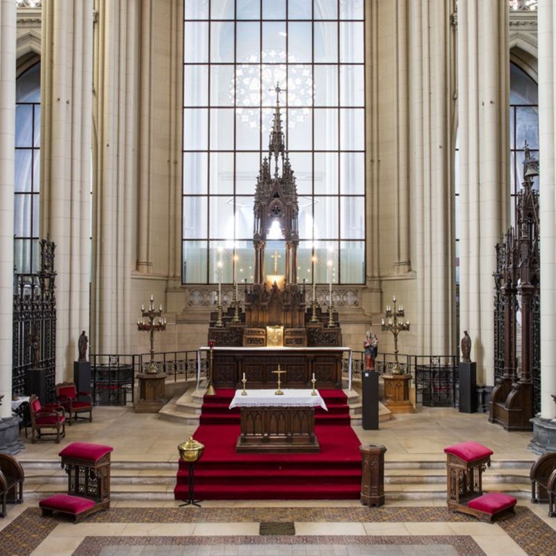 autel majeur / Kerk O.L.Vrouw van Laken