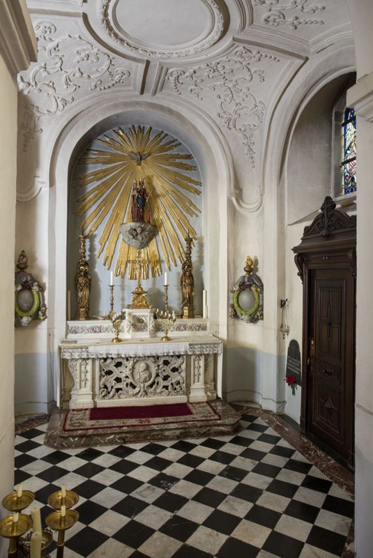 autel latéral / Eglise Saints-Jean et Etienne aux Minimes[Bruxelles]