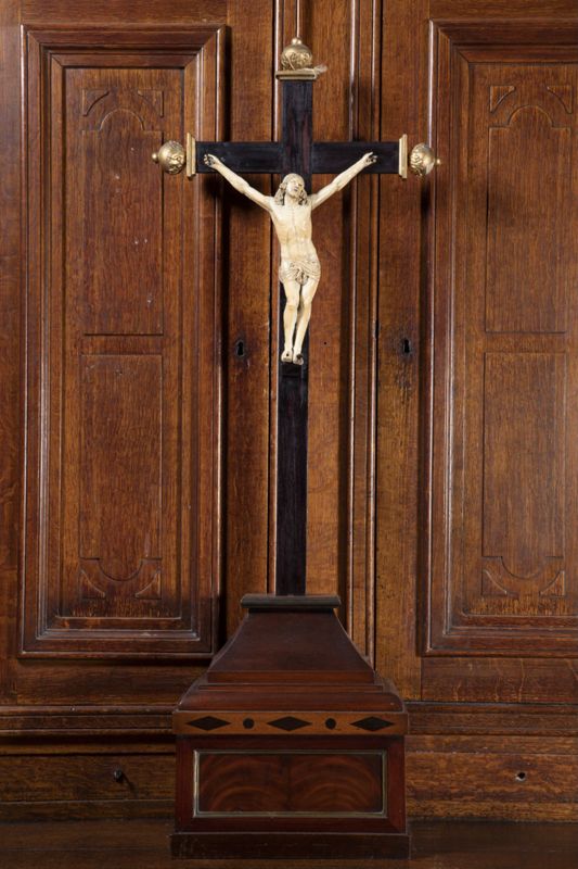 crucifix[f] / Eglise Saints-Jean et Etienne aux Minimes[Bruxelles]