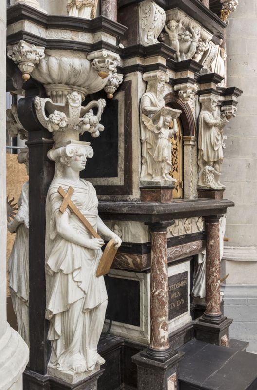 tour du Saint-Sacrement / Eglise Saint-Martin[Alost]