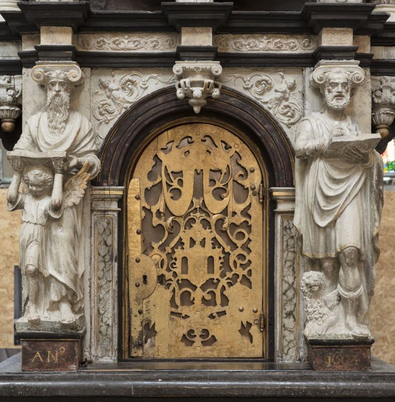 tour du Saint-Sacrement / Eglise Saint-Martin[Alost]