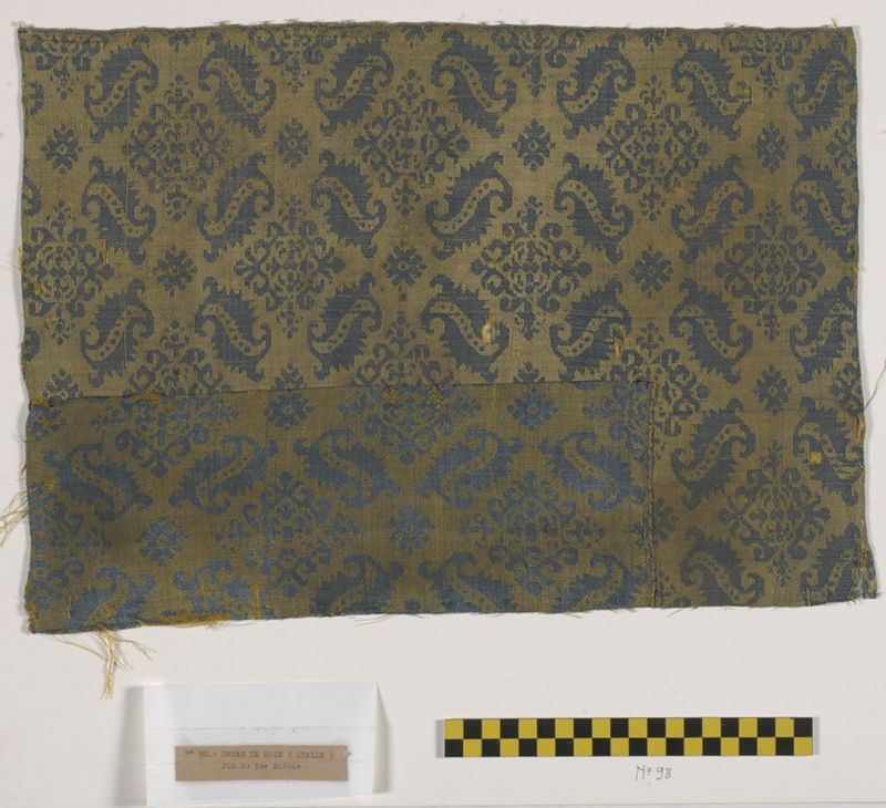 textile[fragment] / Musée Chanoine Puissant