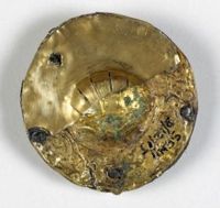 Y007352