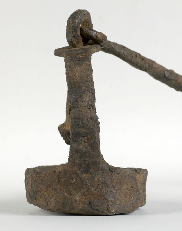 lampe à huile / Musée Curtius