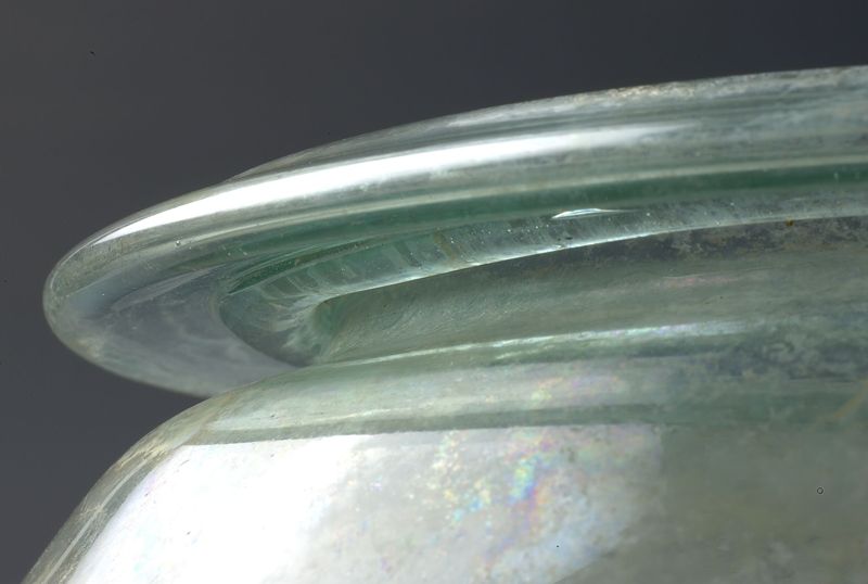 urne funéraire / Musée du Verre[Liège]