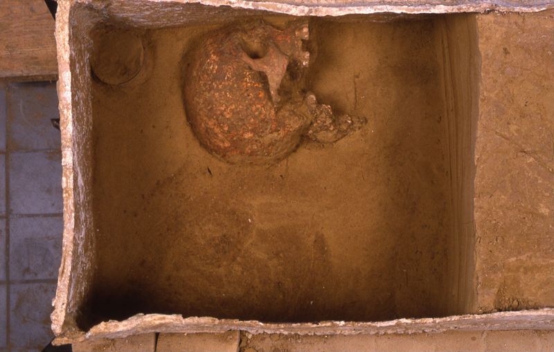 sarcophage de la nécropole romaine de la rue Perdue