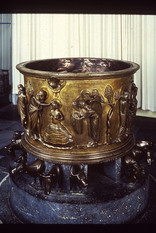 Fonts baptismaux de Notre-Dame